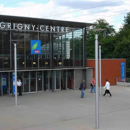 Best Grigny